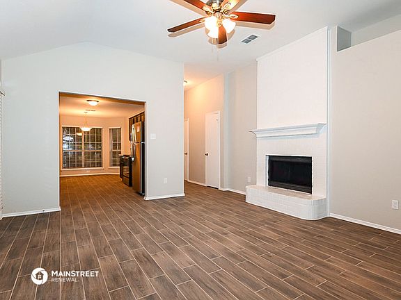 4th image of 816 Thorton Dr