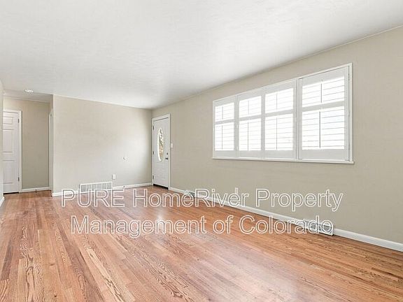2nd image of 6743 Gray St