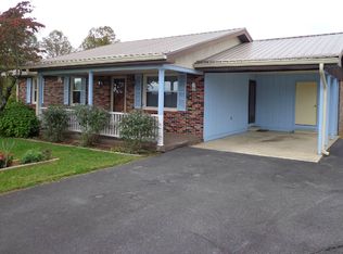 218 Hopson Rd, Johnson City, TN 37601