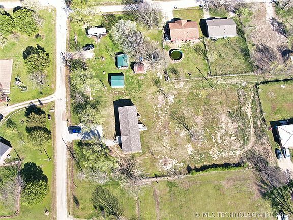 3rd image of 1105 W Bushyhead Ave