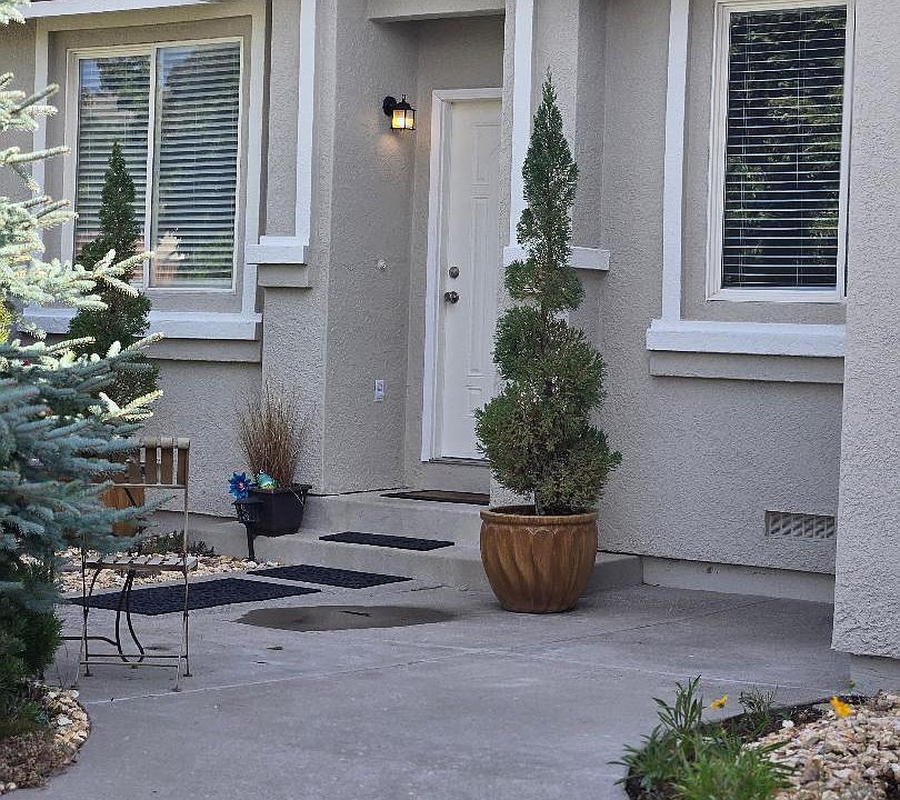 1st image of 3975 Kettle Rock Dr