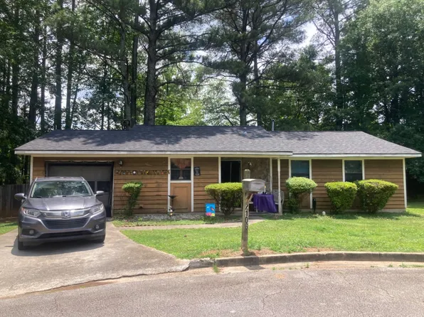 2106 Mallard Crst, Lithonia, GA 30058