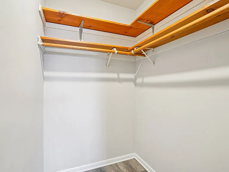 Walk in closet