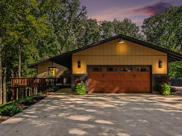 775 2nd St, Plainwell, MI 49080