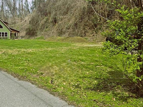 4th image of Turkey Nest Rd