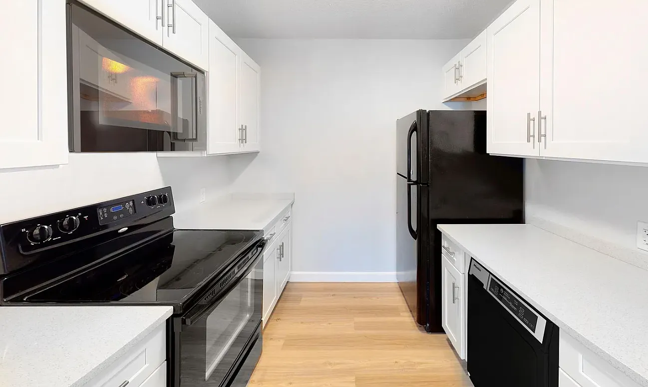Briggs Street Apartments — Photo 3