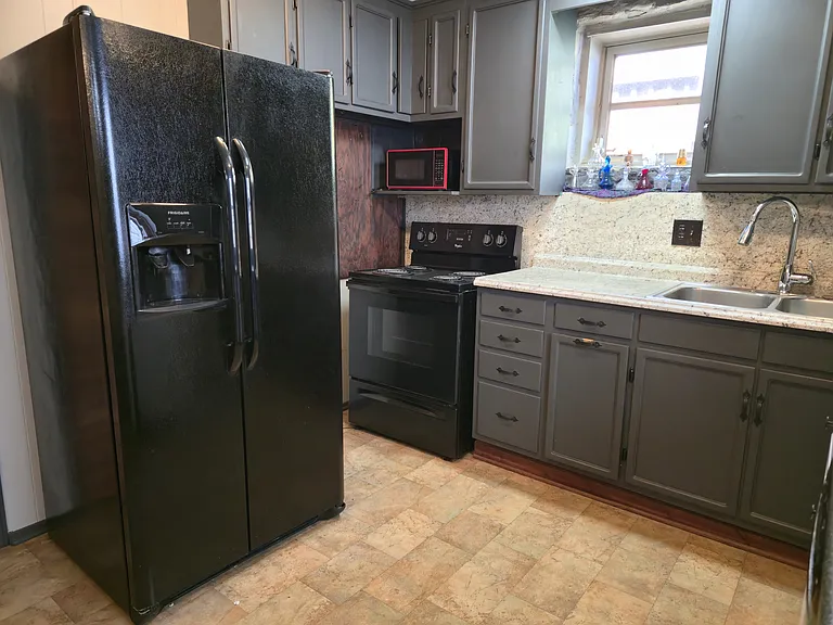 398 Main St #2 — Photo 9