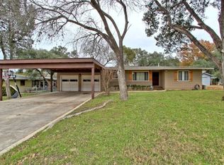 280 Woodland Ave, New Braunfels, TX 78130