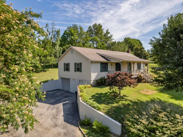 354 Hide Away Cove Rd, Lancaster, KY 40444