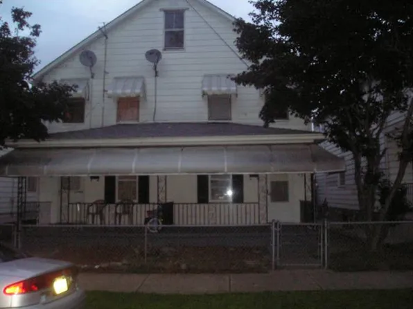 93 Meyers St, Edwardsville, PA 18704