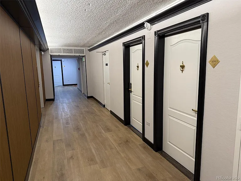 1020 15th St #22D — Photo 18
