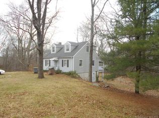 72 Walnut Hill Rd, East Lyme, CT 06333