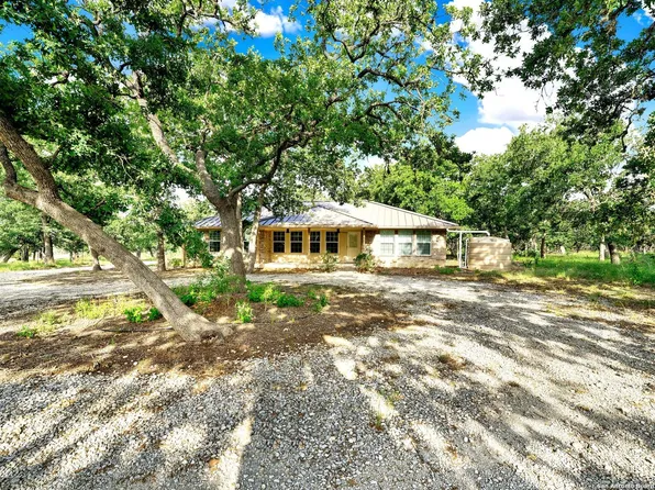 847 Orchard Park, Medina, TX 78055
