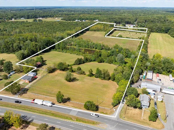 1416 Warrenton Rd, Fredericksburg, VA 22406