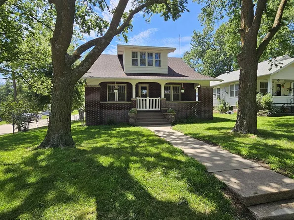 801 L St, Fairbury, NE 68352