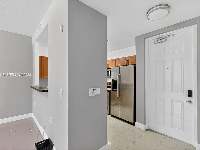 652 NE 63rd St #103 — Photo 4