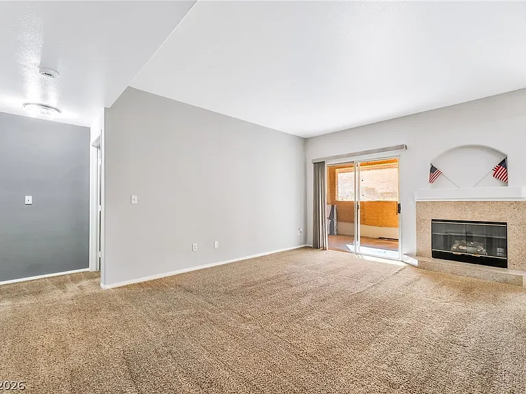 2050 W Warm Springs Rd #2411 — Photo 6