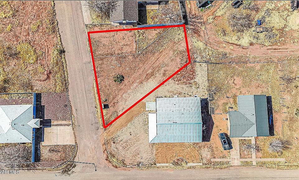 1st image of 313 E Spring St