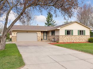 5133 Brighton Ln, Mounds View, MN 55112