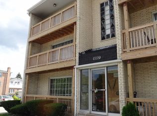 6557 W Addison St APT 2E, Chicago, IL 60634