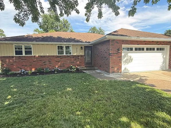 217 Westview St, Palmyra, MO 63461