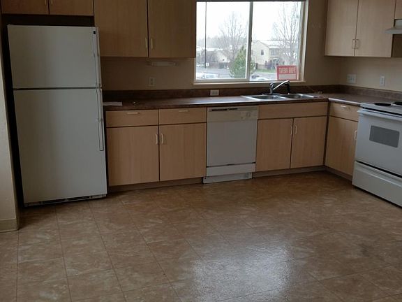5th image of 1636 Palmer Dr APT 10