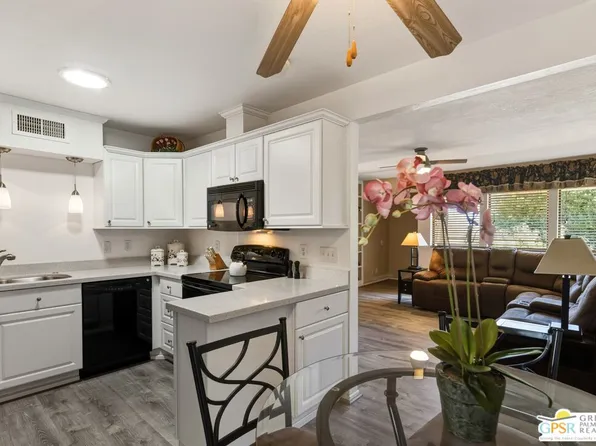 413 Bradshaw Ln #76, Palm Springs, CA 92262