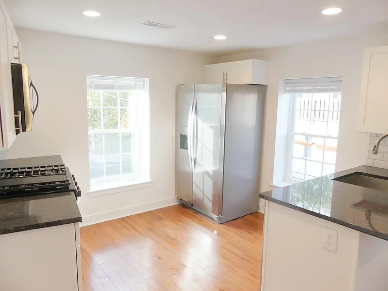 1000 S 2nd St #3 — Photo 3