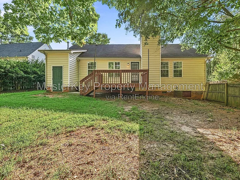 201 Harvester Dr — Photo 30