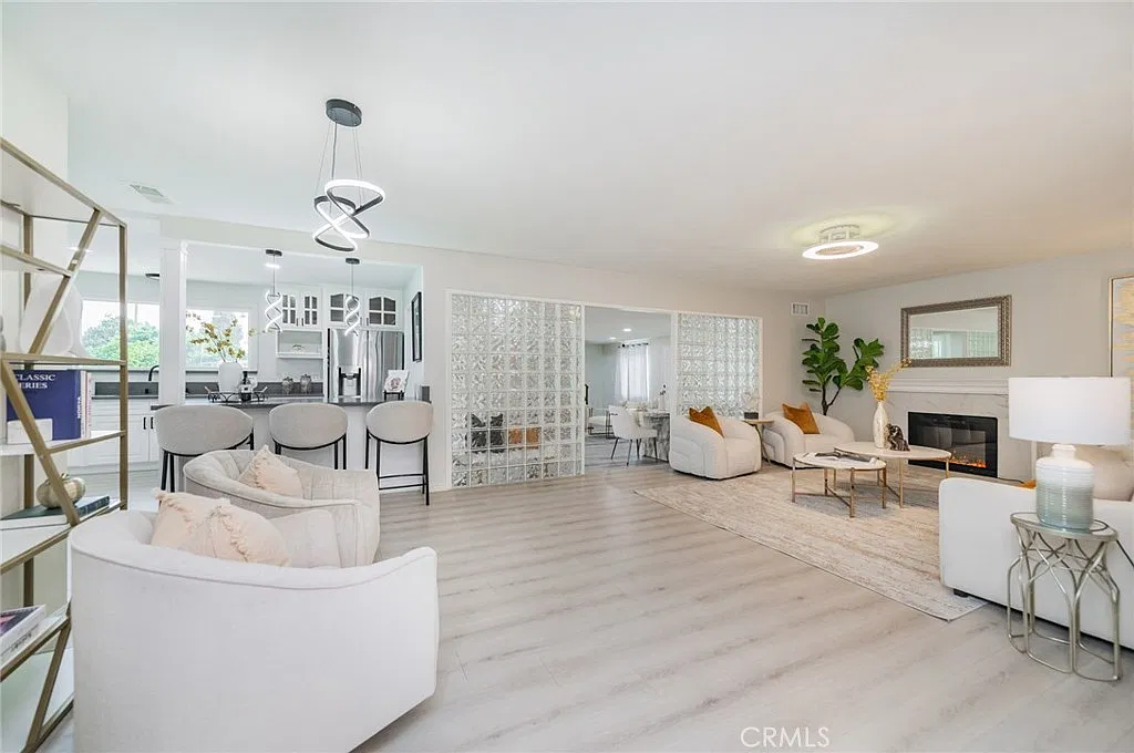 4 bed, 2148 sqft, $5,000 — Photo 3