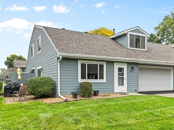 1230 Ferndale St N, Maplewood, MN 55119