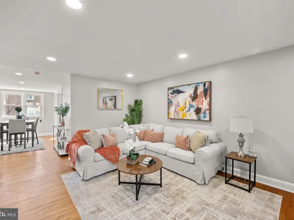 1350 Kimberly Dr, Philadelphia, PA 19151