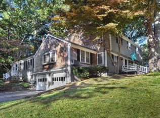 10 Flint Locke Dr, Duxbury, MA 02332