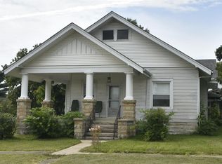 201 5th St, Ravenna, KY 40472