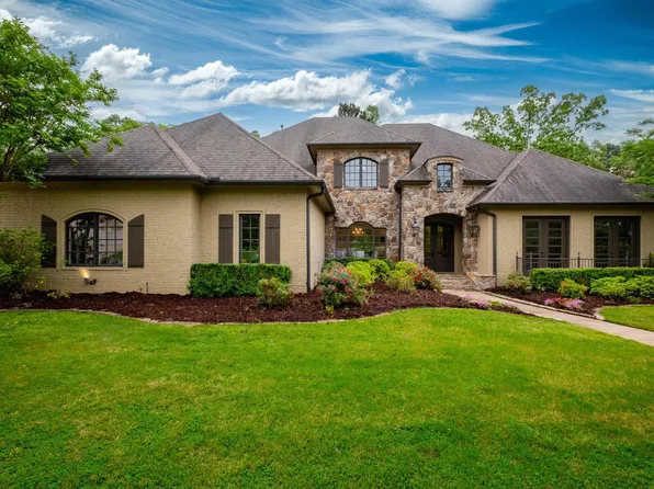 44 Deauville Cir, Little Rock, AR 72223