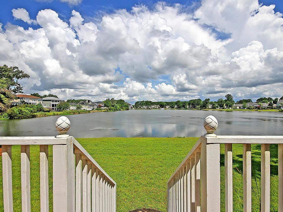 1st image of 2779 Carolina Isle Dr