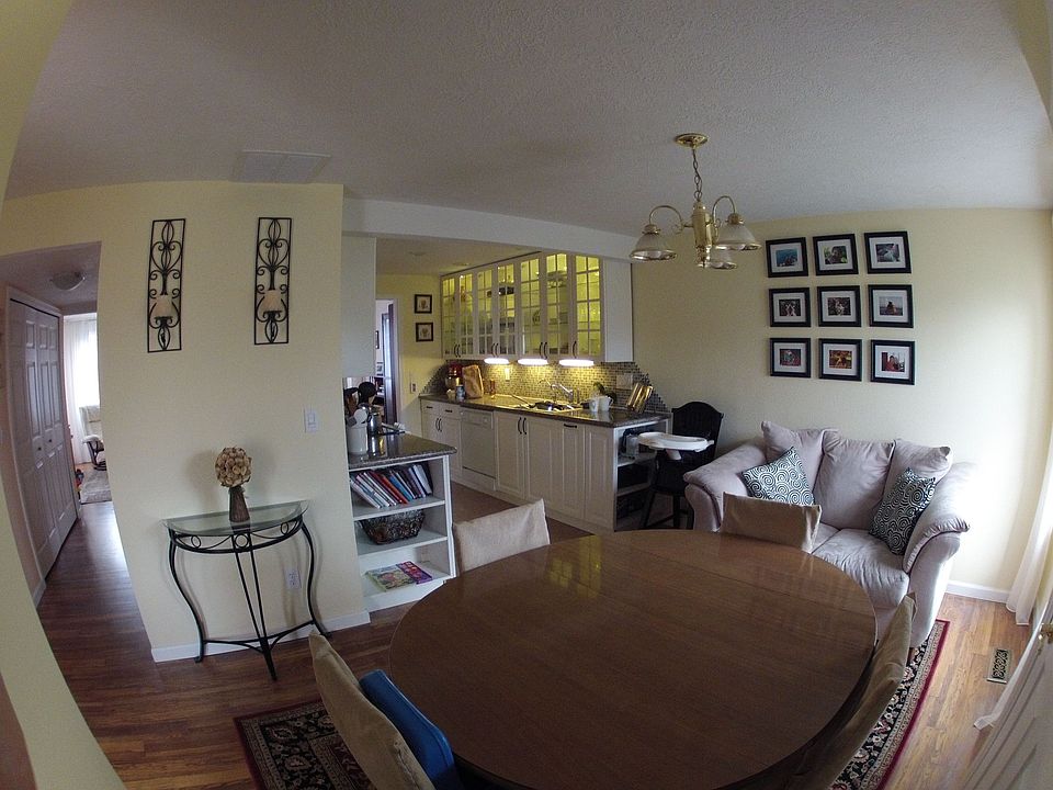 1st image of 2002 NE Josephine Dr