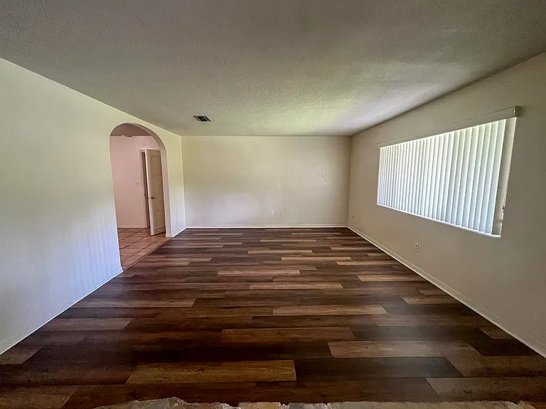 3524 NW 12th Ave — Photo 3