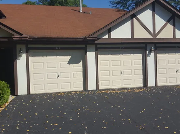 945 Patricia Ln, Crete, IL 60417