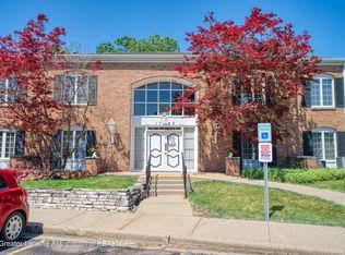 1740 Wellington Rd APT 208, Lansing, MI 48910