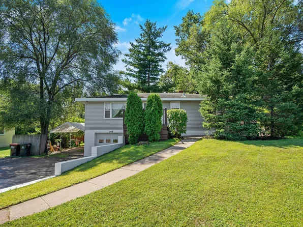 140 County Road B E, Maplewood, MN 55117