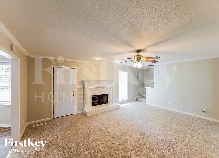5263 Highland Trace Cir — Photo 3