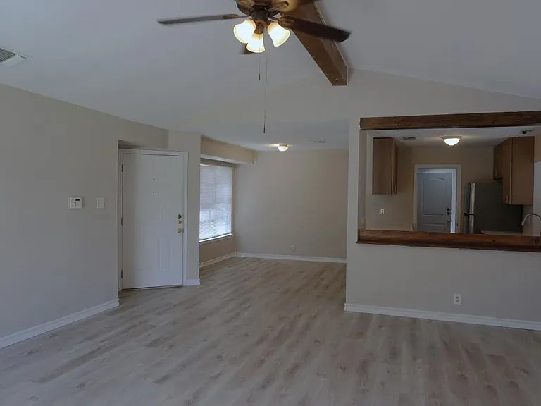 8470 Cascade Ridge Dr — Photo 2