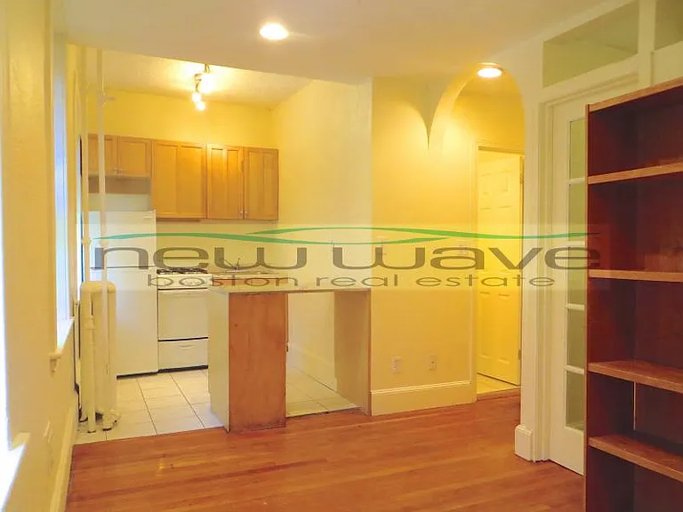 72 Revere St #4 — Photo 7