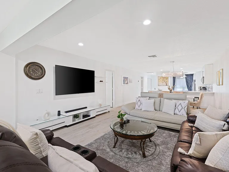 1031 Citrus Way #102-D — Photo 11