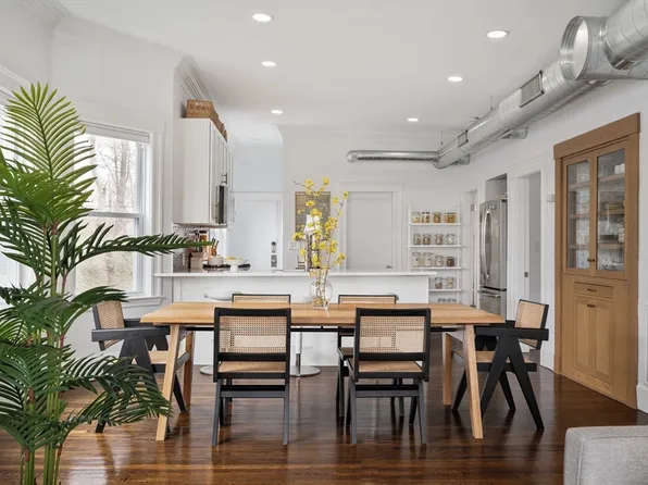 76-78 Tower St #3, Jamaica Plain, MA 02130