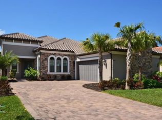 8849 Savona Ct, Naples, FL 34119