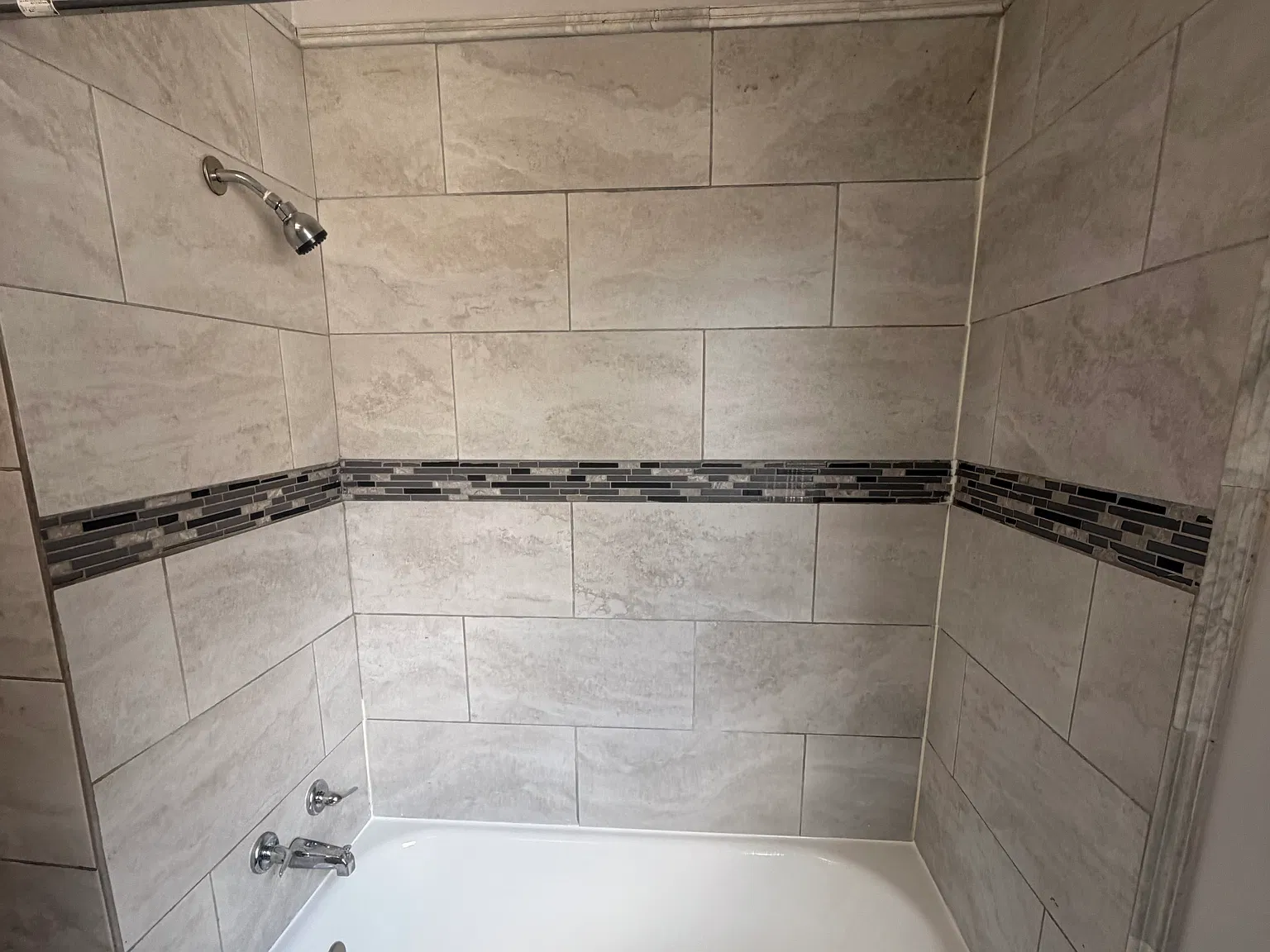 2 bed, $1,225 — Photo 2