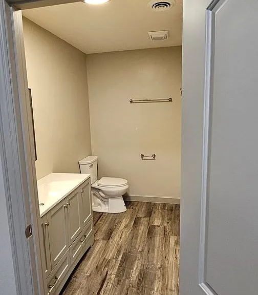 Come Home to Peterson Square Apartments — Photo 37