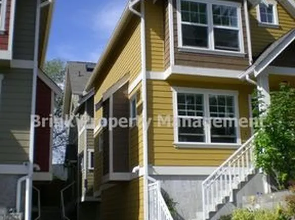 1618 N 46th St, Seattle, WA 98103